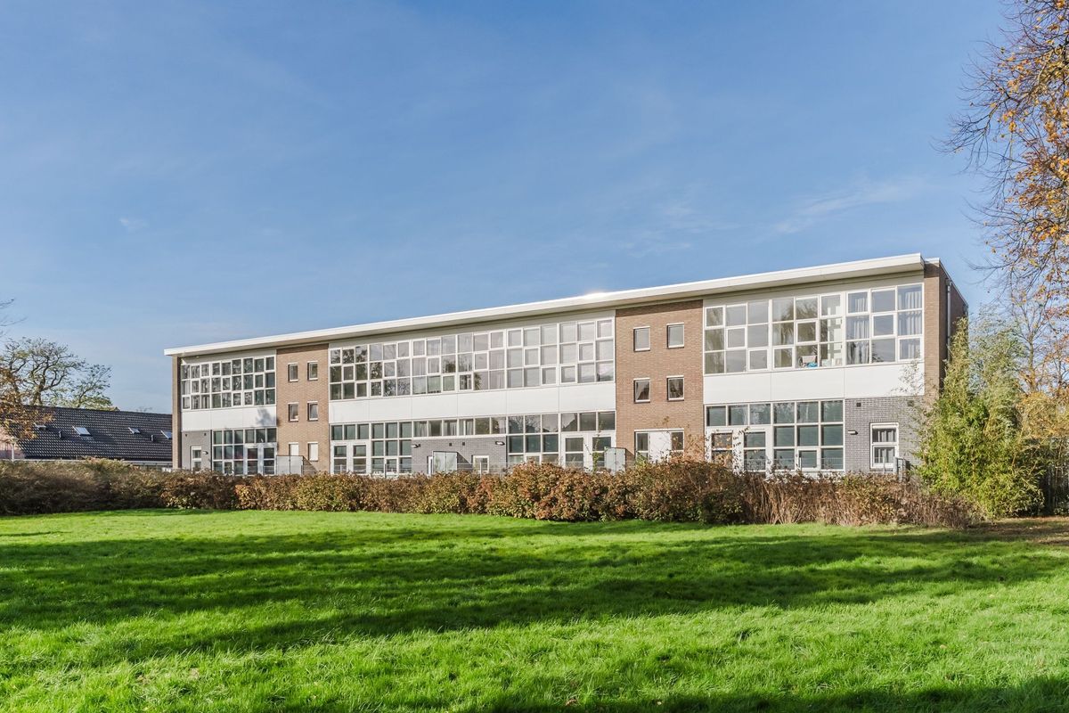 Mendelssohnlaan 3 - M Photo Blur 0