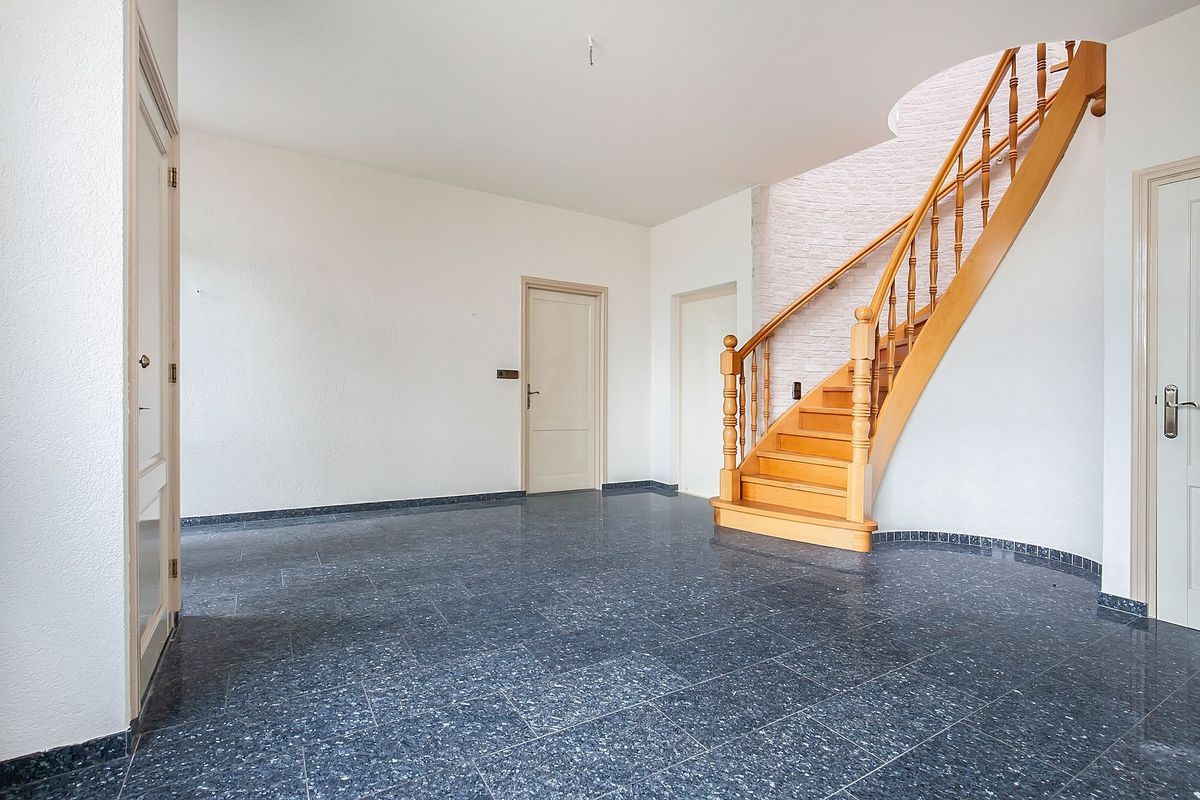 Aalstraat 1 Photo Blur 4