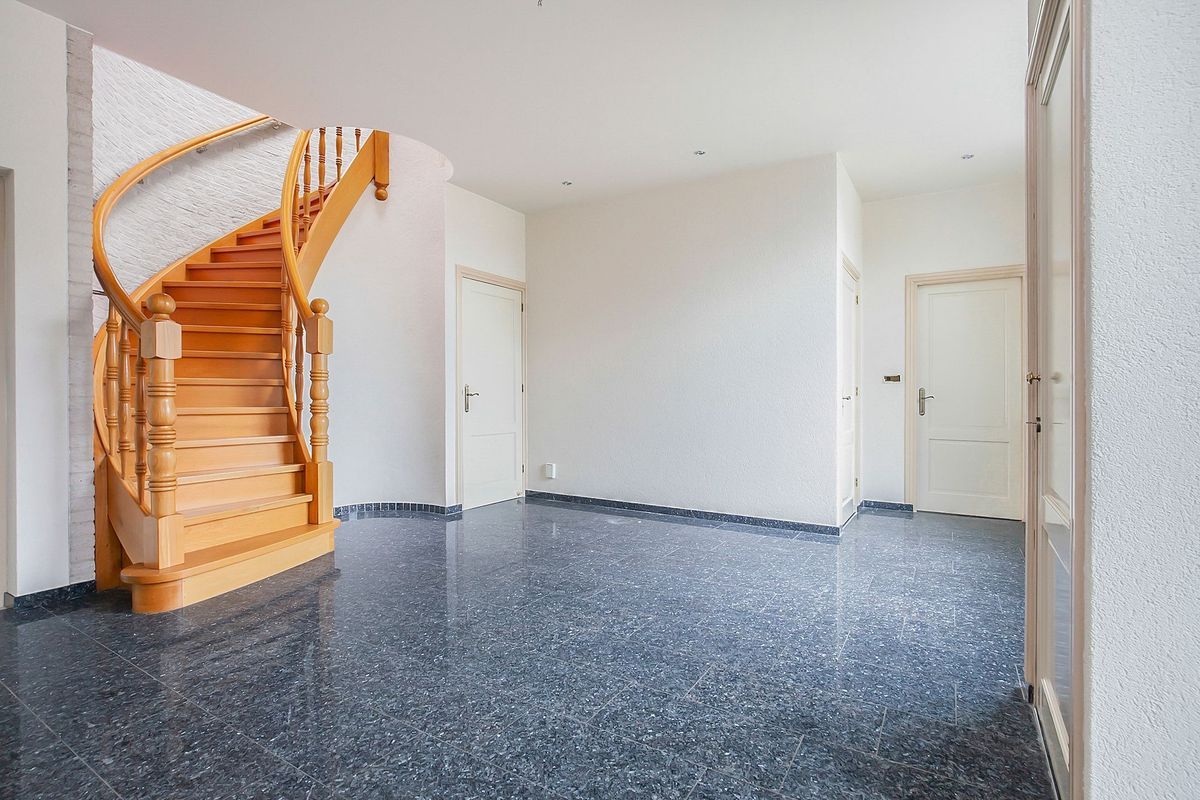 Aalstraat 1 Photo Blur 2