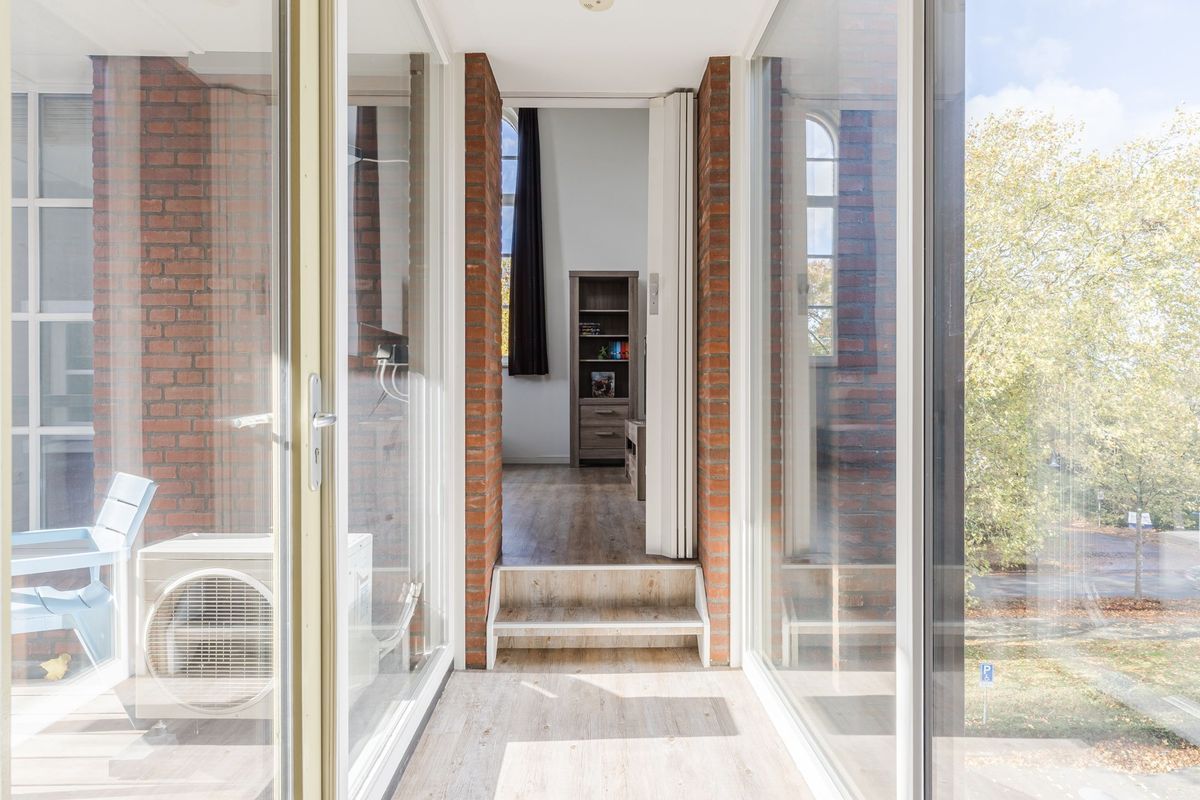 Julianastraat 42 Photo Blur 30