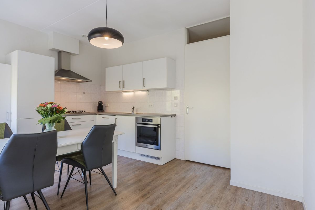 Julianastraat 42 Photo Blur 2