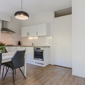 Julianastraat 42 Photo 2