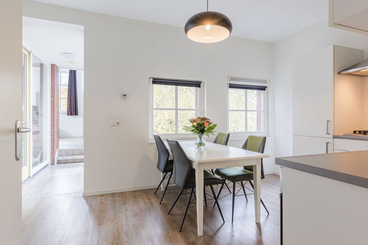 Julianastraat 42 Photo Blur 24