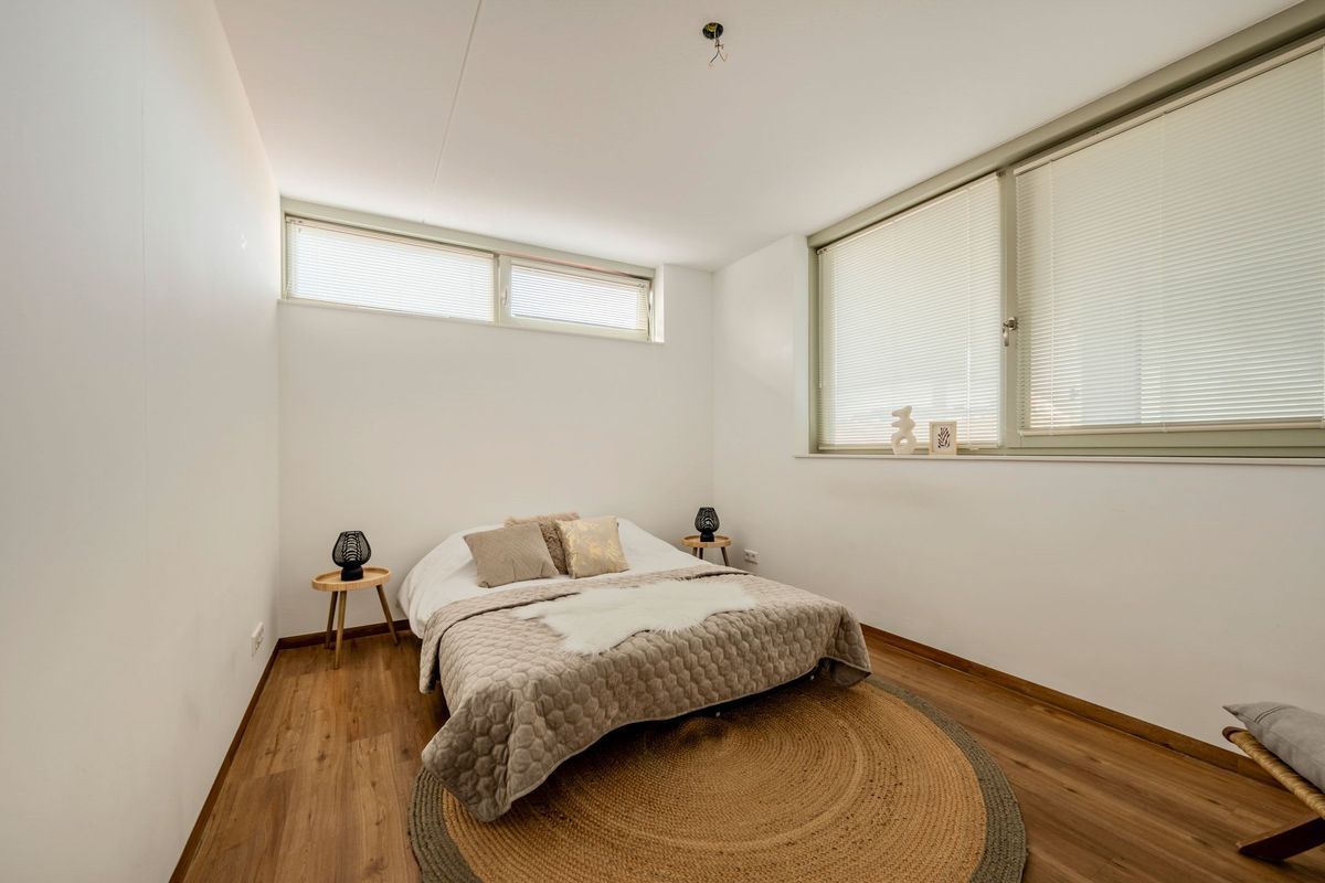 Nieuwendijk 5 Photo Blur 3