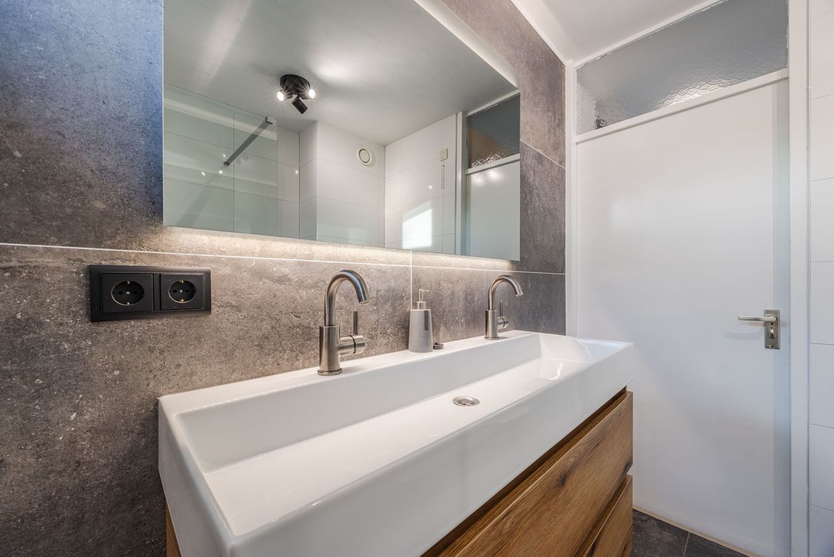 Wijngaard 10 Photo Blur 19