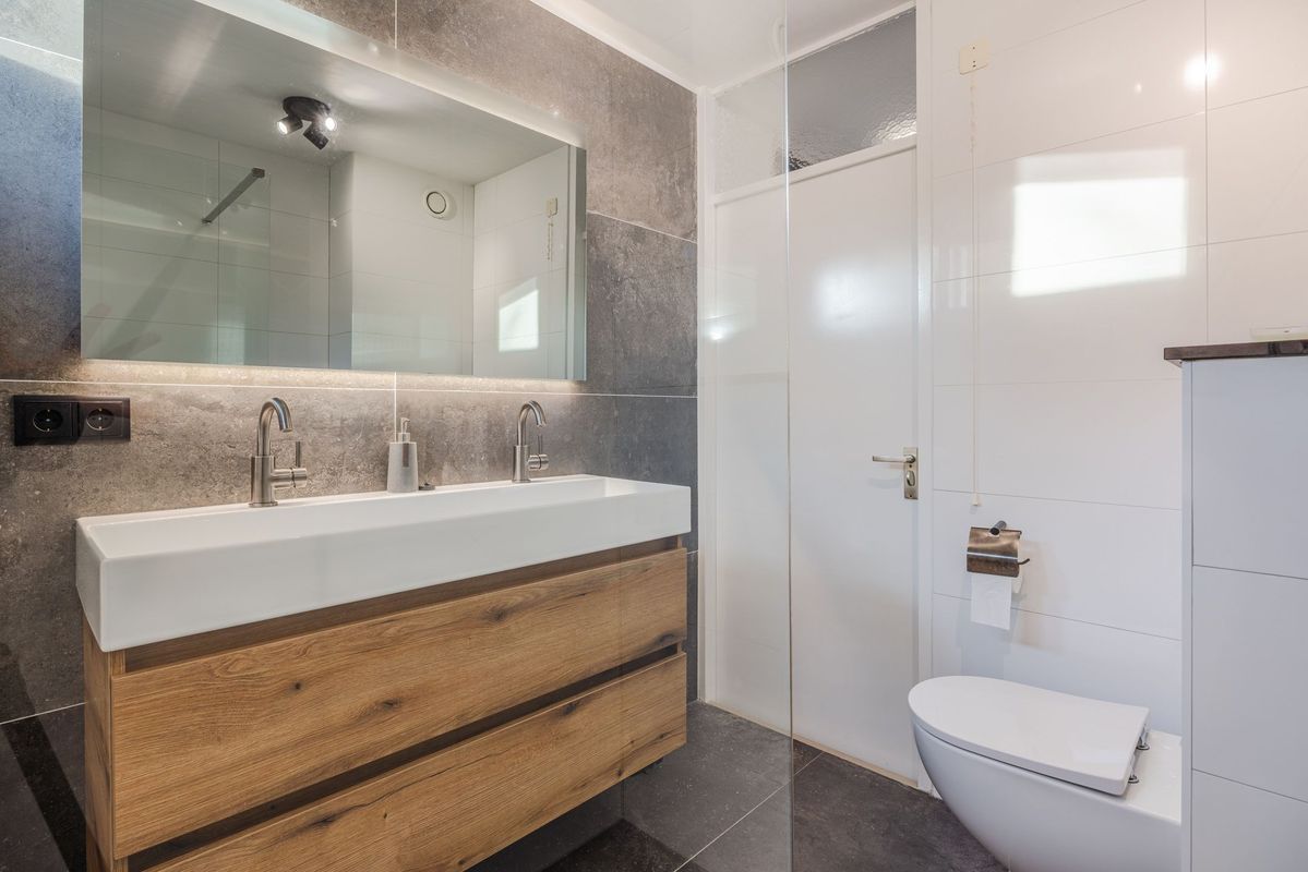 Wijngaard 10 Photo Blur 2