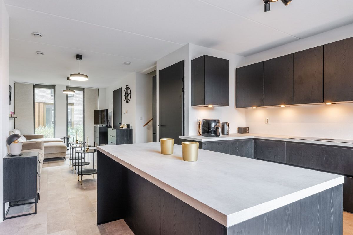 Anton Ebbenhof 12 Photo Blur 5