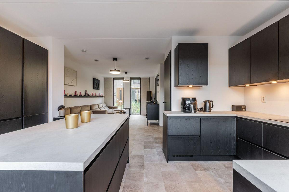 Anton Ebbenhof 12 Photo Blur 6