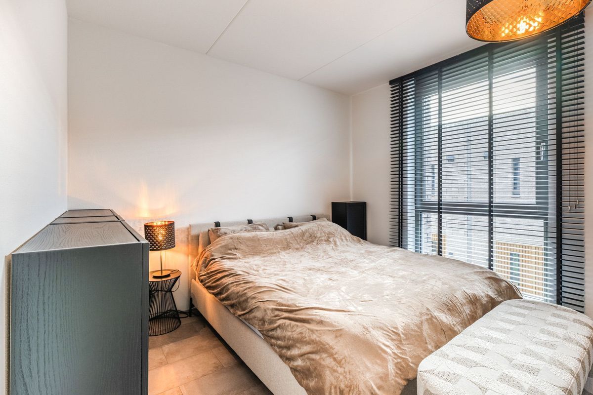 Anton Ebbenhof 12 Photo Blur 13