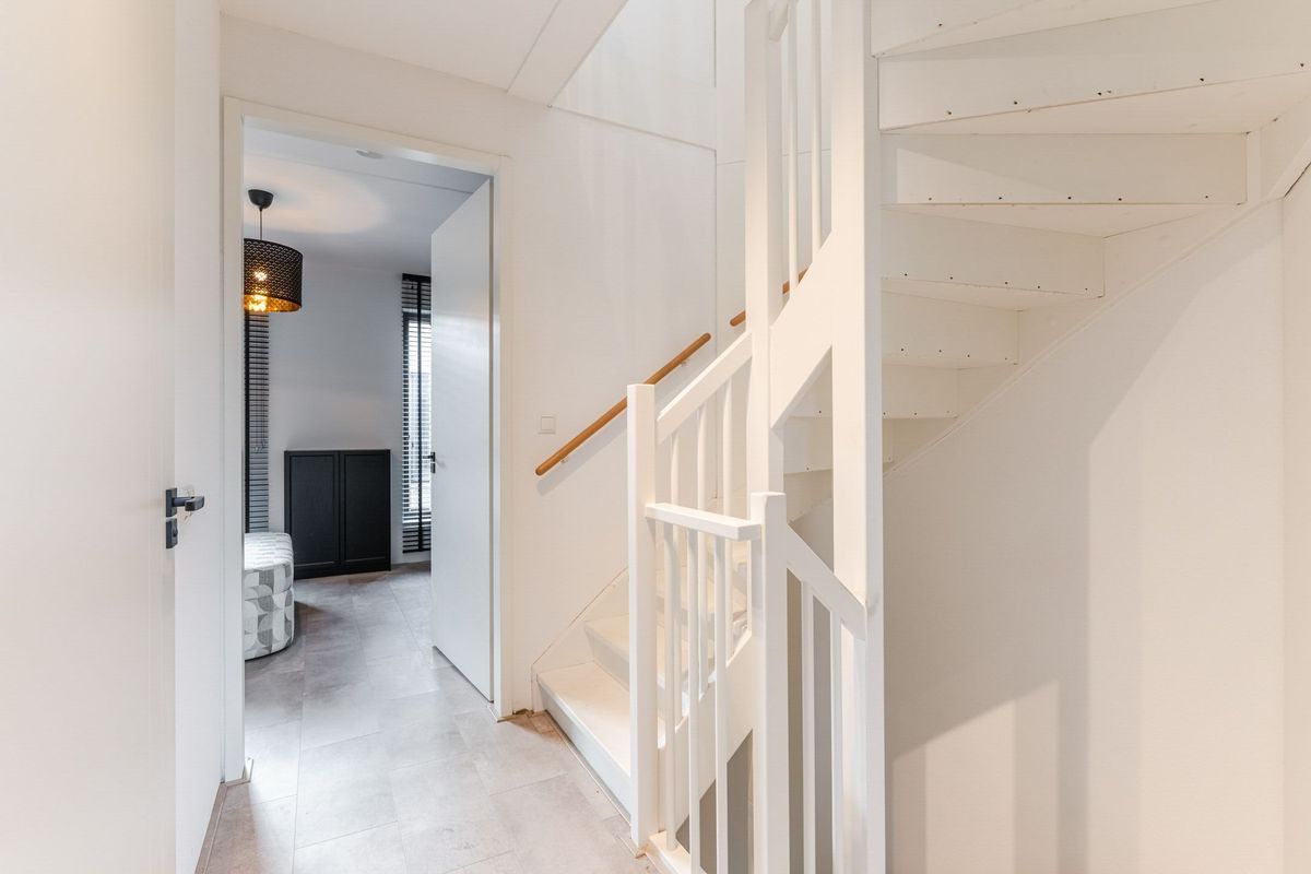 Anton Ebbenhof 12 Photo Blur 12