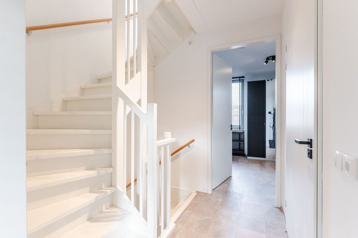 Anton Ebbenhof 12 Photo Blur 20