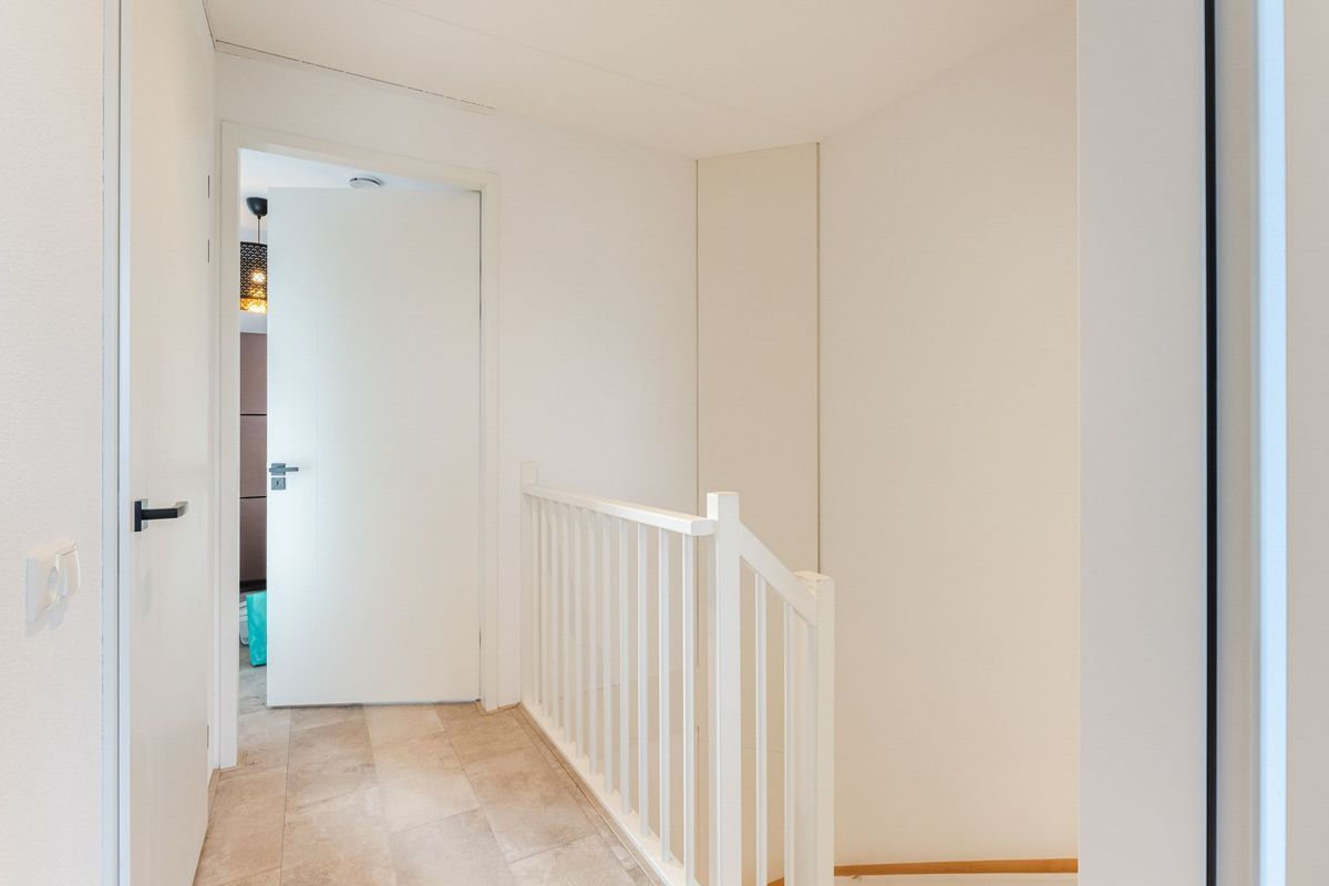 Anton Ebbenhof 12 Photo Blur 27