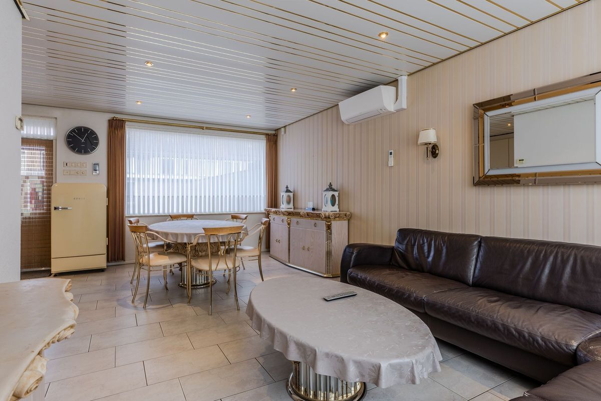 Jan Evertsenstraat 19 Photo Blur 2