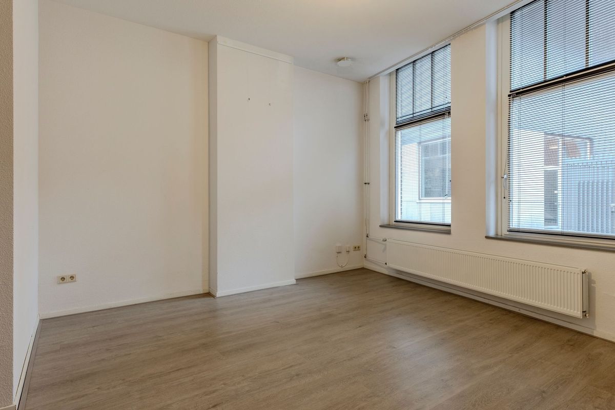 Telegraafstraat 27 - 01 Photo Blur 5