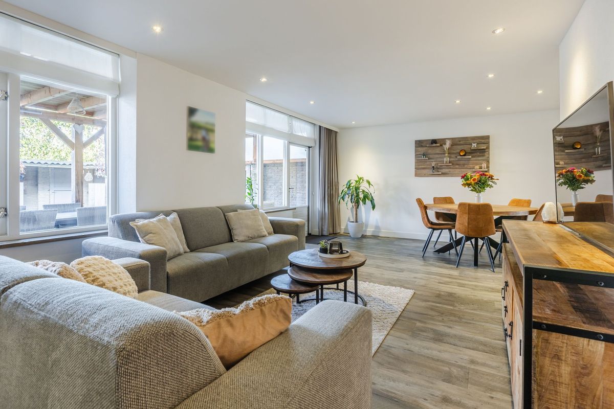 van Heinsbergstraat 83 Photo Blur 2