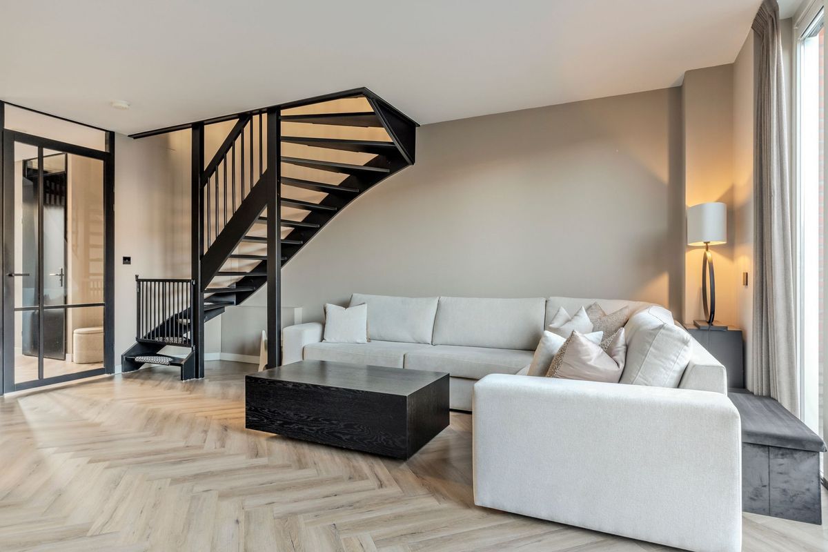 Nieuwevaert 23 Photo Blur 6