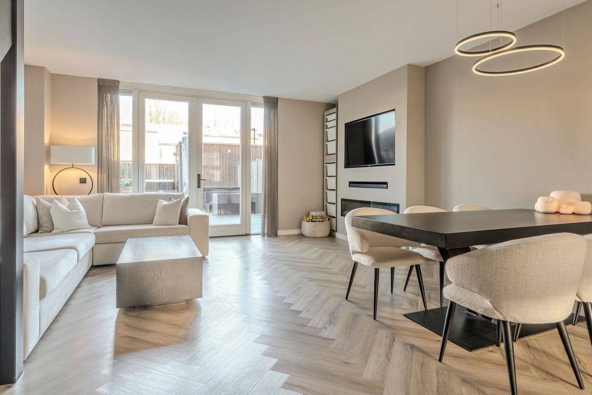 Nieuwevaert 23 Photo Blur 3