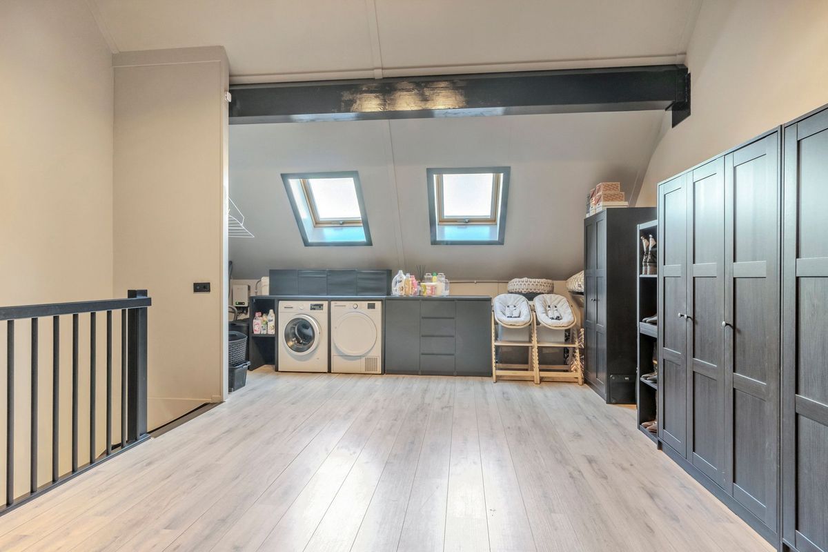 Nieuwevaert 23 Photo Blur 25