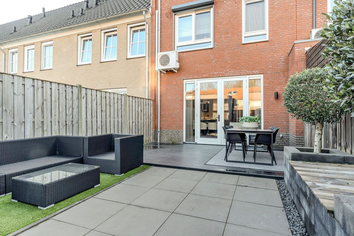 Nieuwevaert 23 Photo Blur 31