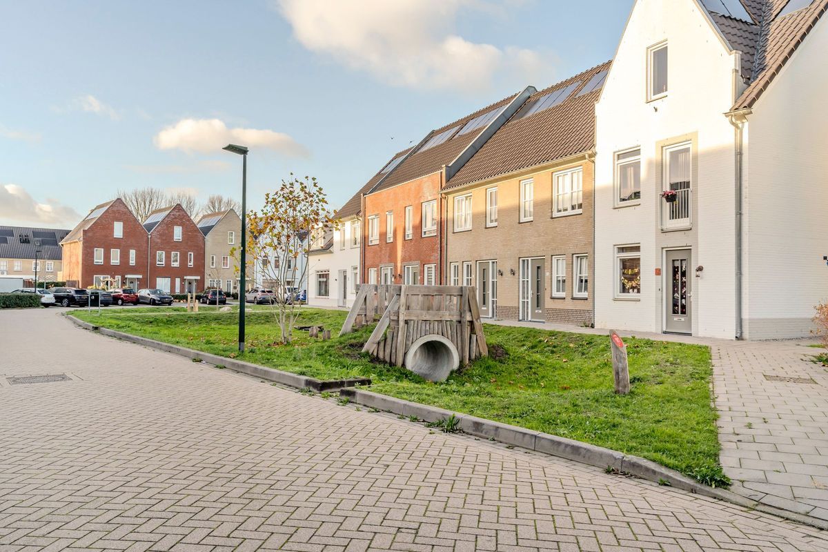 Nieuwevaert 23 Photo Blur 35