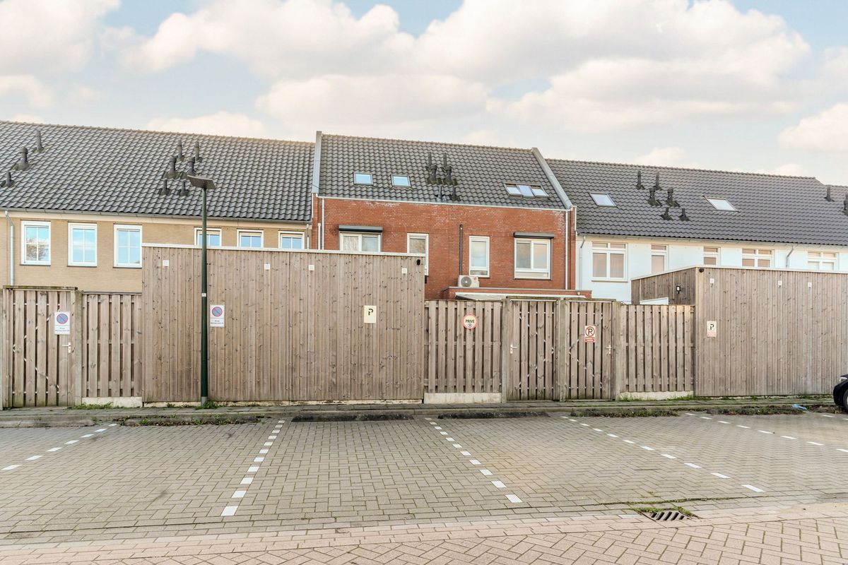 Nieuwevaert 23 Photo Blur 36