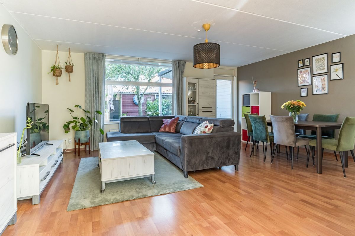 Scharwoudestraat 5 Photo Blur 1