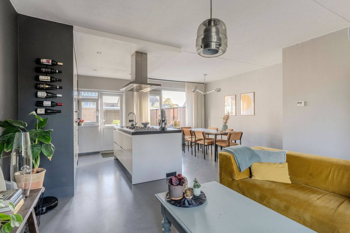 Jagersveld 9 Photo Blur 1