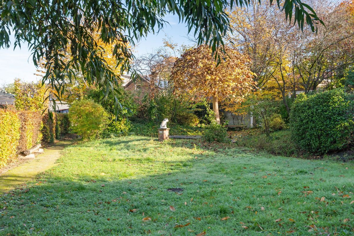 Kerkhofweg 34 Photo Blur 40