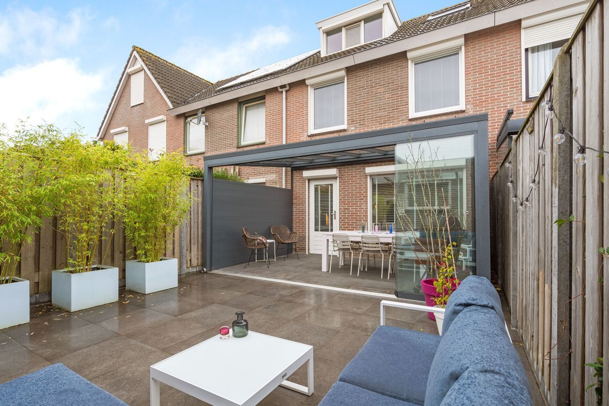 Heksenwiellaan 233 Photo Blur 0