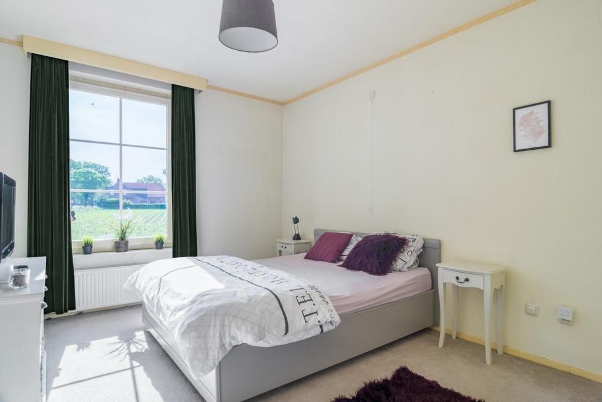 Vossenberg 2 Photo Blur 2