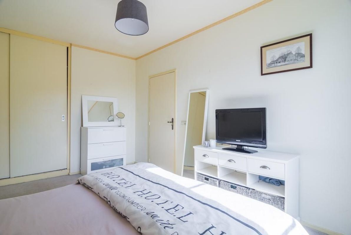 Vossenberg 2 Photo Blur 16