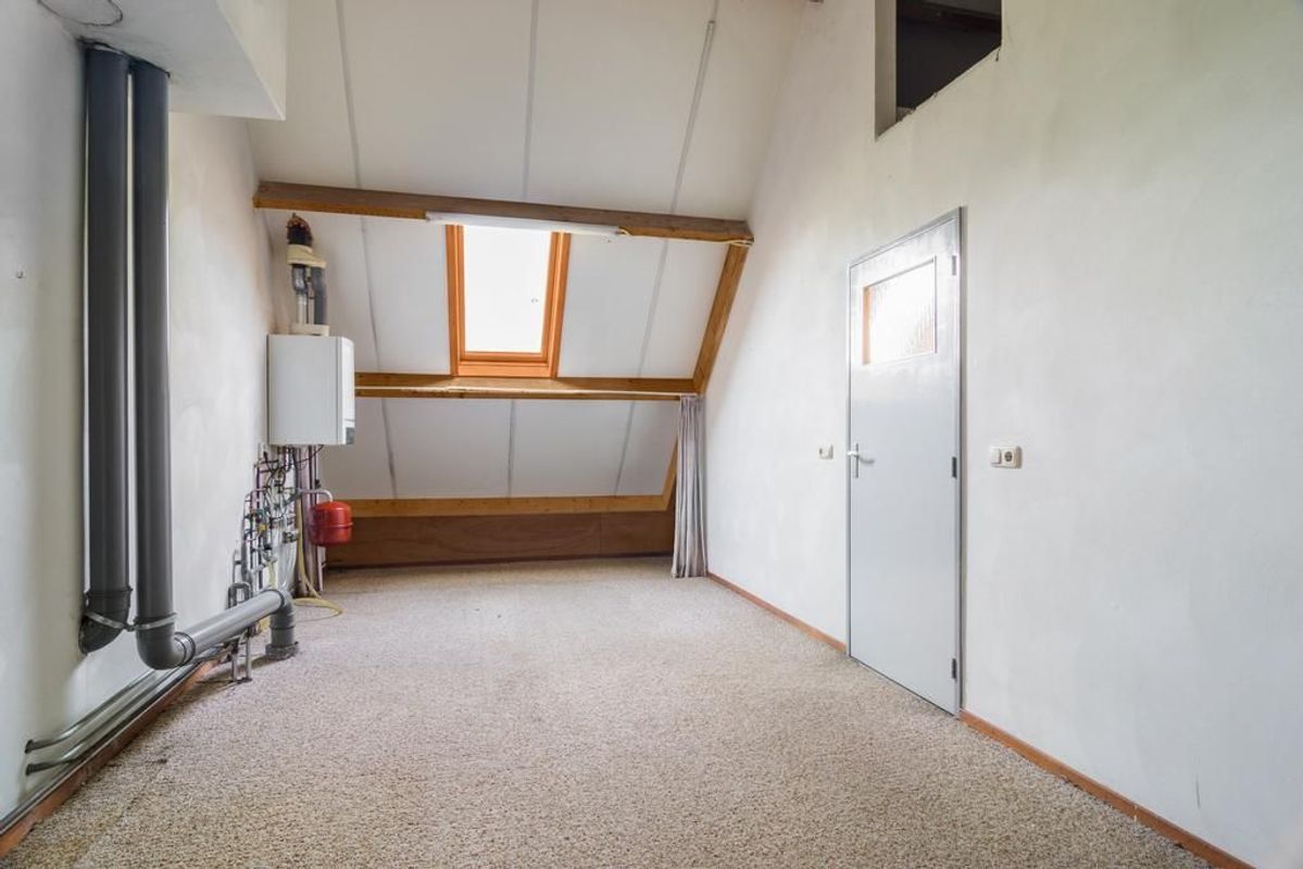 Vossenberg 2 Photo Blur 22