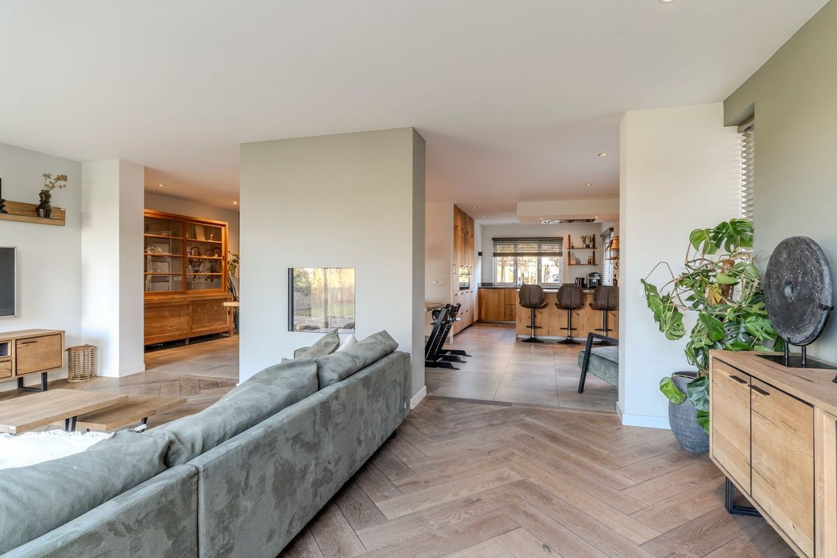 Pastoor Coomansstraat 19 Photo Blur 21