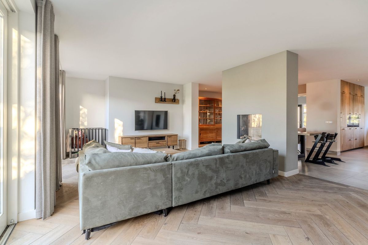 Pastoor Coomansstraat 19 Photo Blur 20