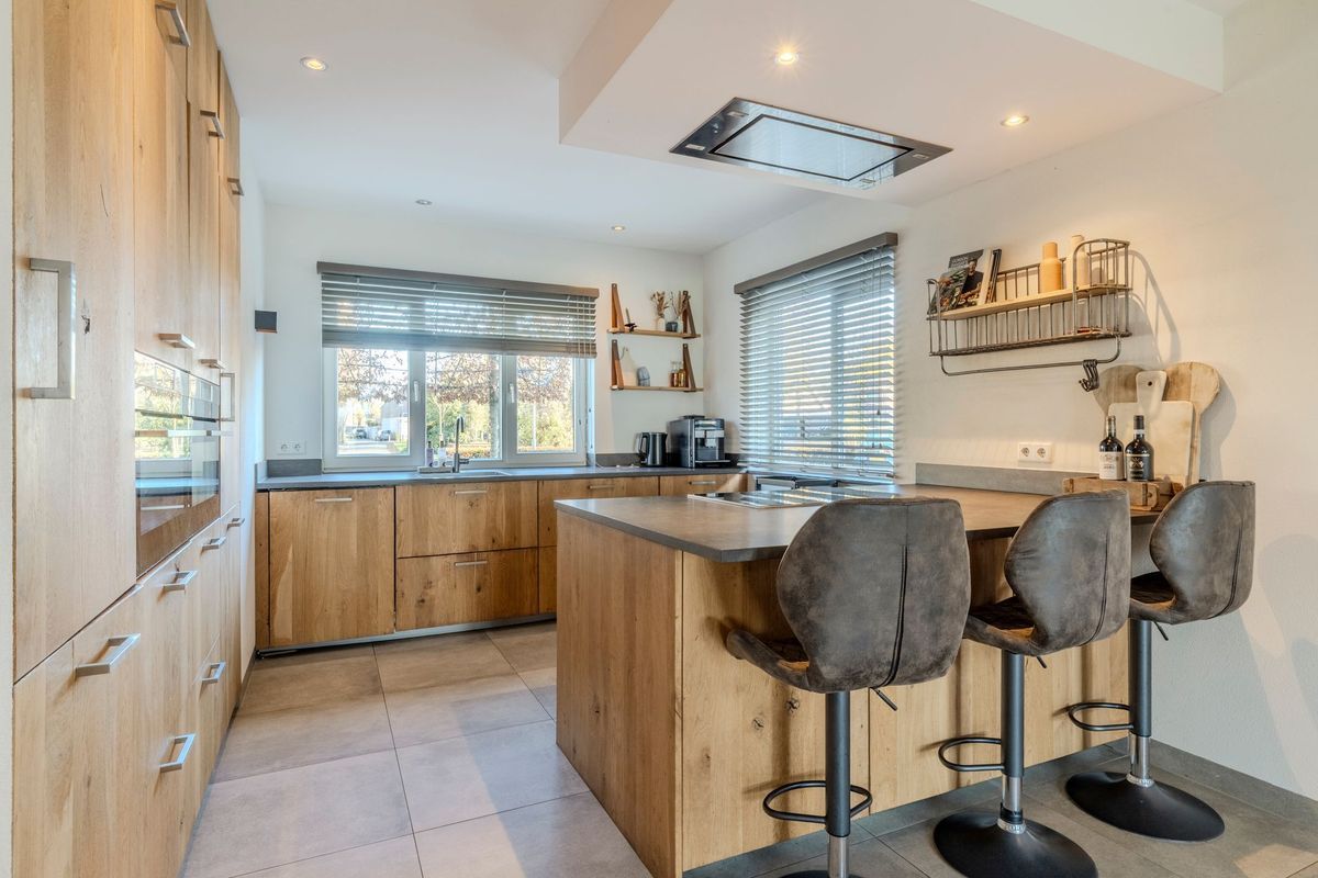 Pastoor Coomansstraat 19 Photo Blur 24