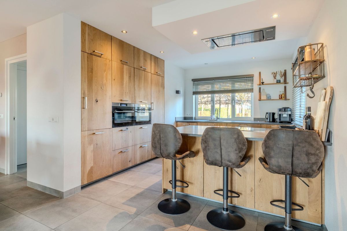 Pastoor Coomansstraat 19 Photo Blur 25