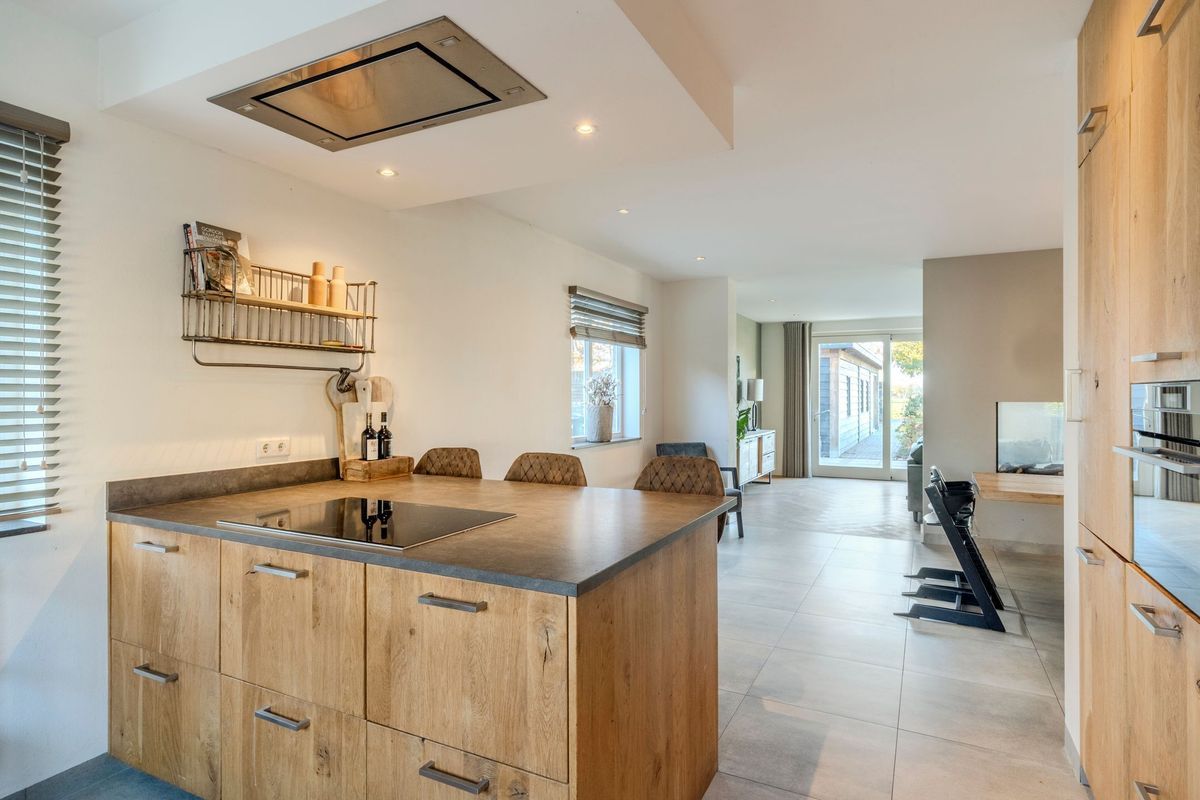 Pastoor Coomansstraat 19 Photo Blur 23