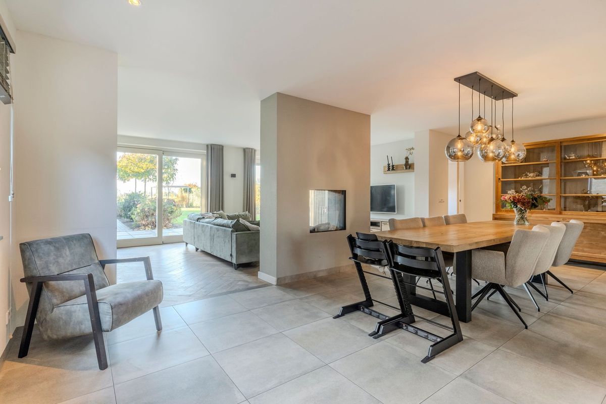 Pastoor Coomansstraat 19 Photo Blur 16