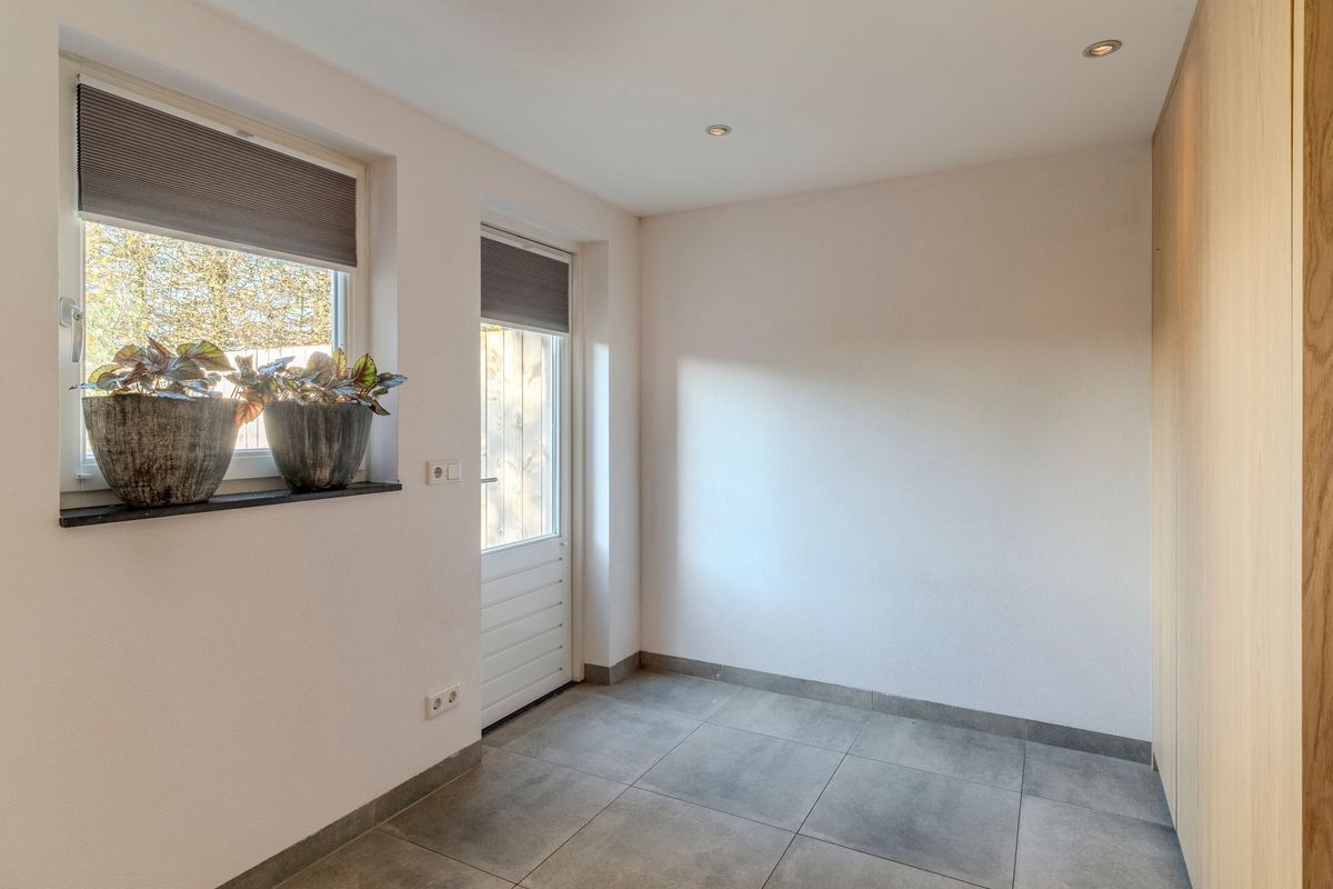 Pastoor Coomansstraat 19 Photo Blur 27