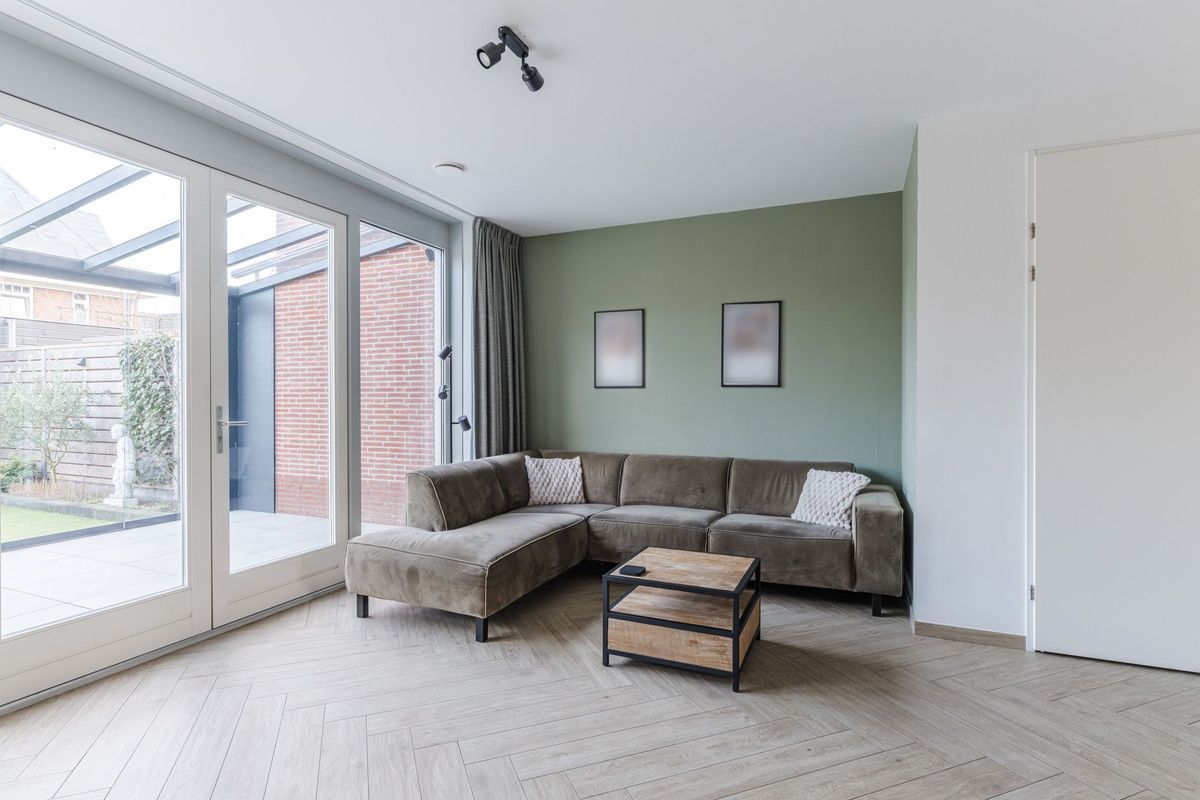 Bernard Leenestraat 80 Photo Blur 3