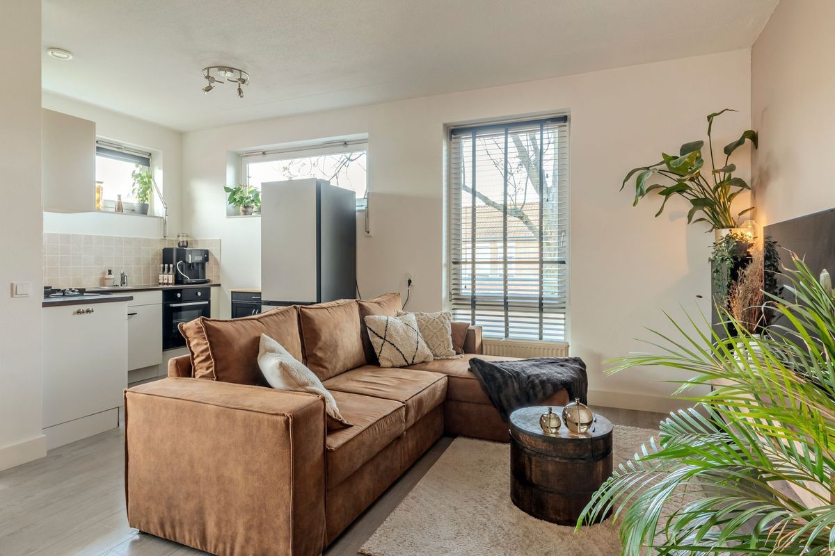 Kapittelstraat 9 - E Photo Blur 18