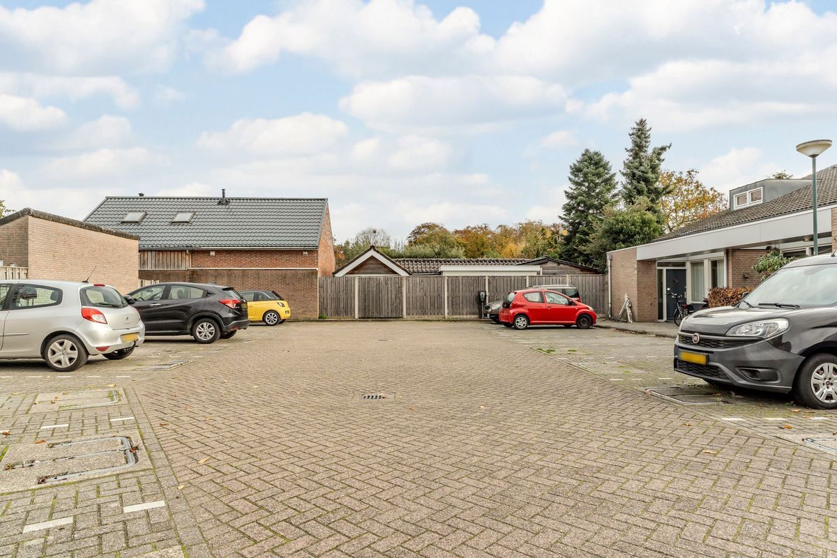 Kapittelstraat 9 - E Photo Blur 30