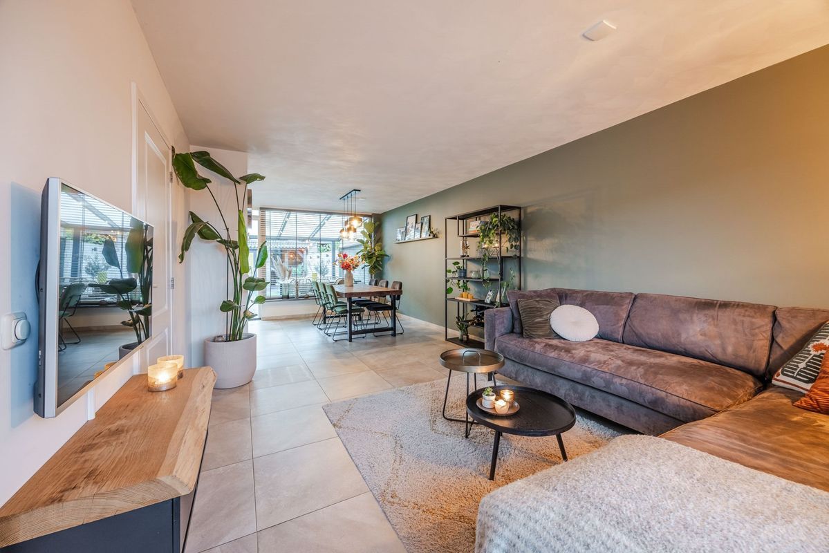 van Heinsbergstraat 107 Photo Blur 2