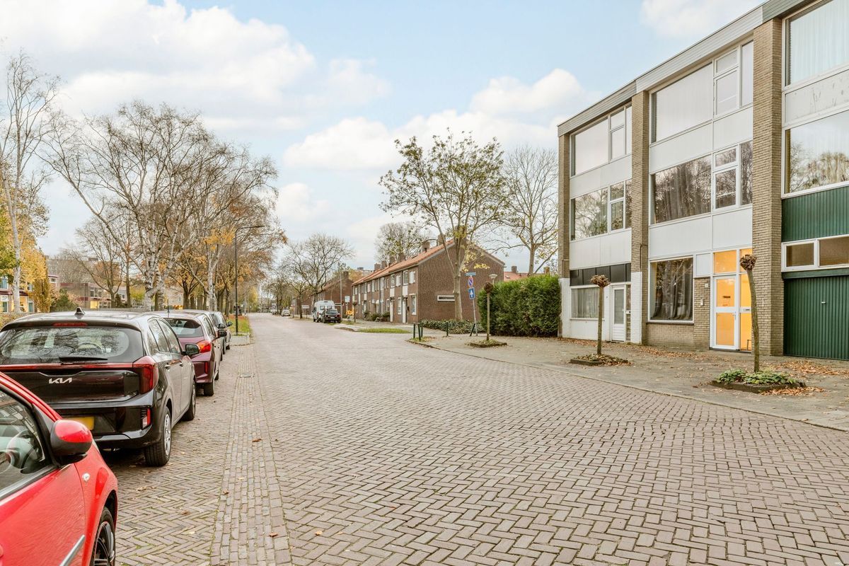 Lage Kant 14 - A Photo Blur 2