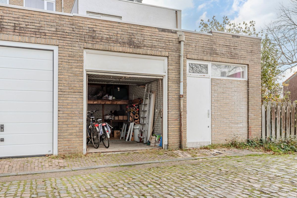 Lage Kant 14 - A Photo Blur 35