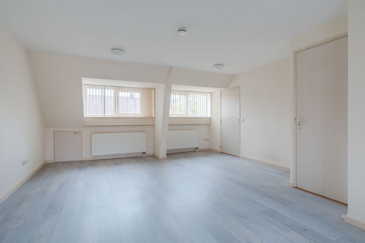 Willem de Zwijgerstraat 26 - B Photo Blur 3