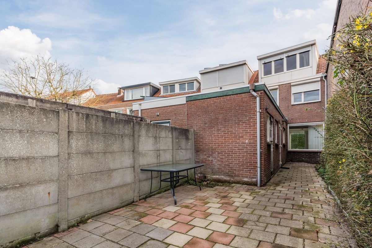 Hulst 93 Photo Blur 29