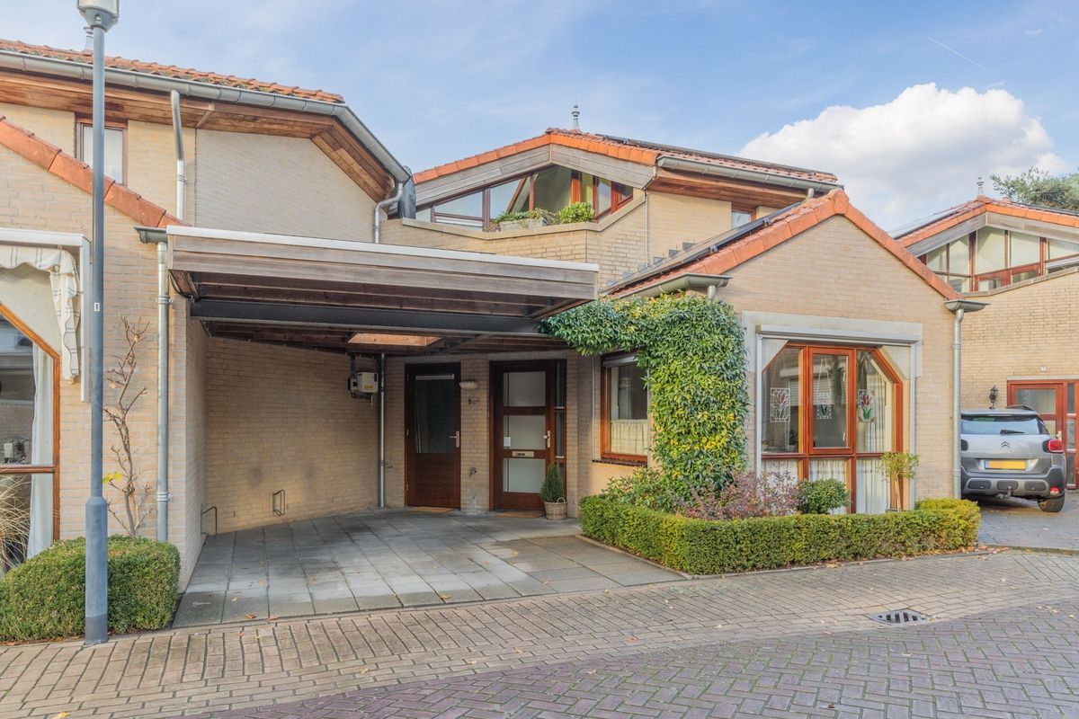 Wethouder Noijhof 5 Photo Blur 0