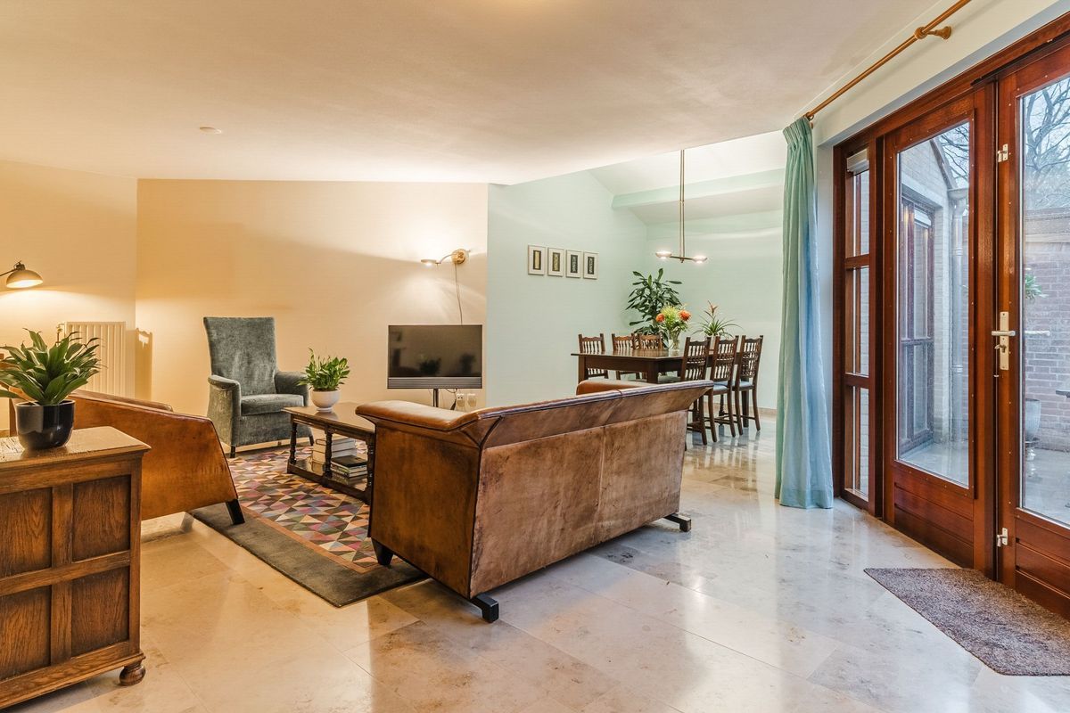 Wethouder Noijhof 5 Photo Blur 11