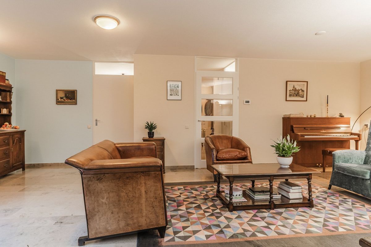 Wethouder Noijhof 5 Photo Blur 10